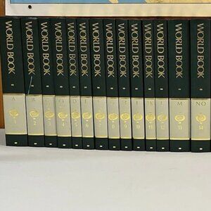 World Book Year Encyclopedia 1989 Complete Set Of 22 & 1990-1992 Yearbook